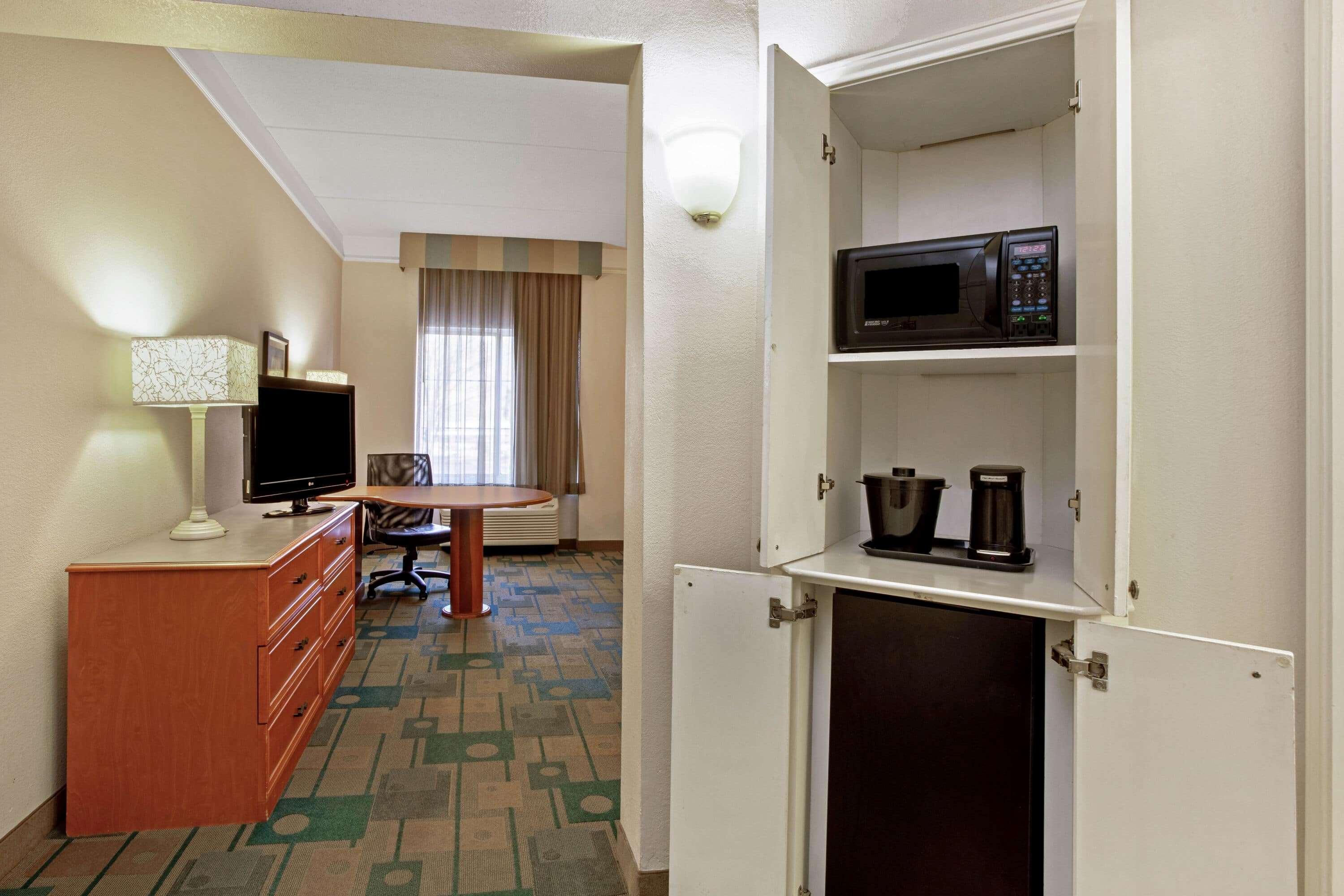 La Quinta By Wyndham Winston-Salem Hotel Bagian luar foto