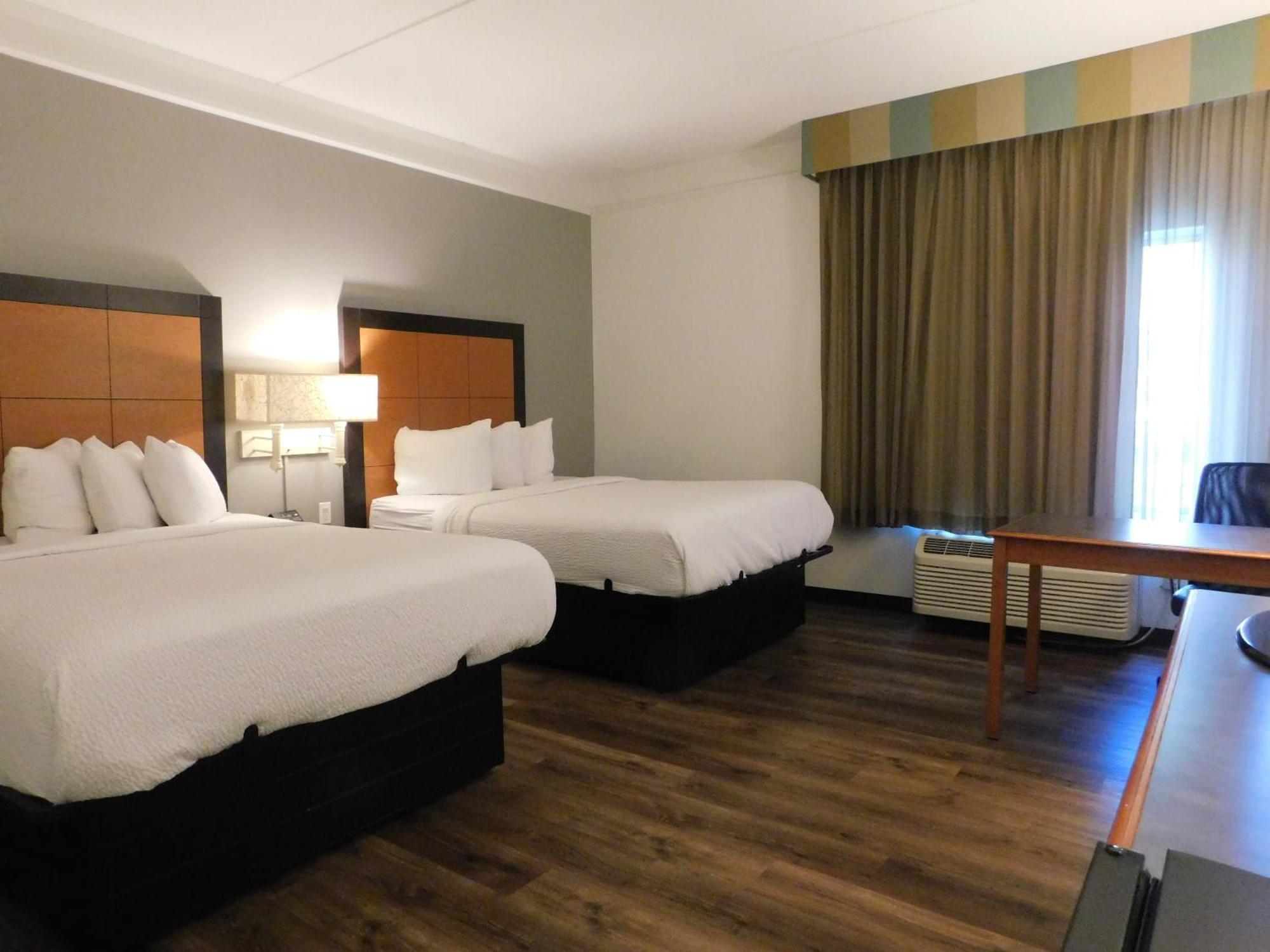 La Quinta By Wyndham Winston-Salem Hotel Bagian luar foto